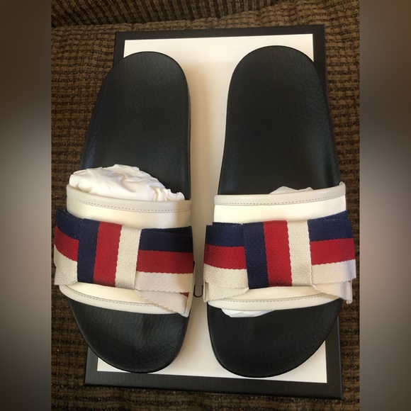 Gucci Satin slides with Sylvie bow - Picture 5 of 14